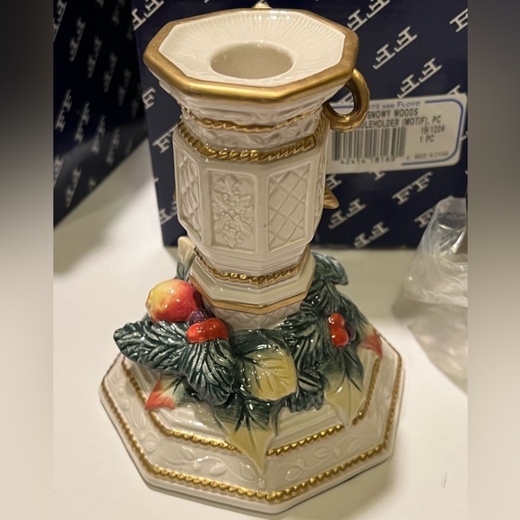 NWT FITZ & FLOYD SNOWY WOODS CANDLEHOLDER. - Picture 6 of 11
